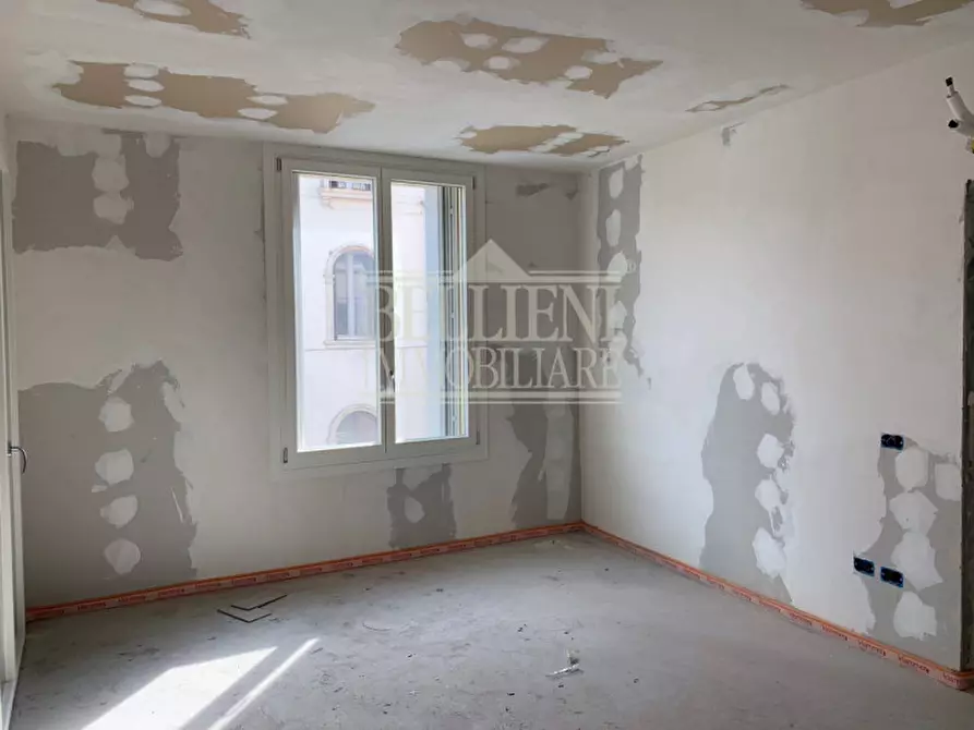 Immagine 10 di Appartamento in vendita  in Contrà Cantarane a Vicenza