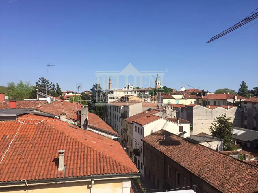 Immagine 8 di Appartamento in vendita  in via Cantarane a Vicenza