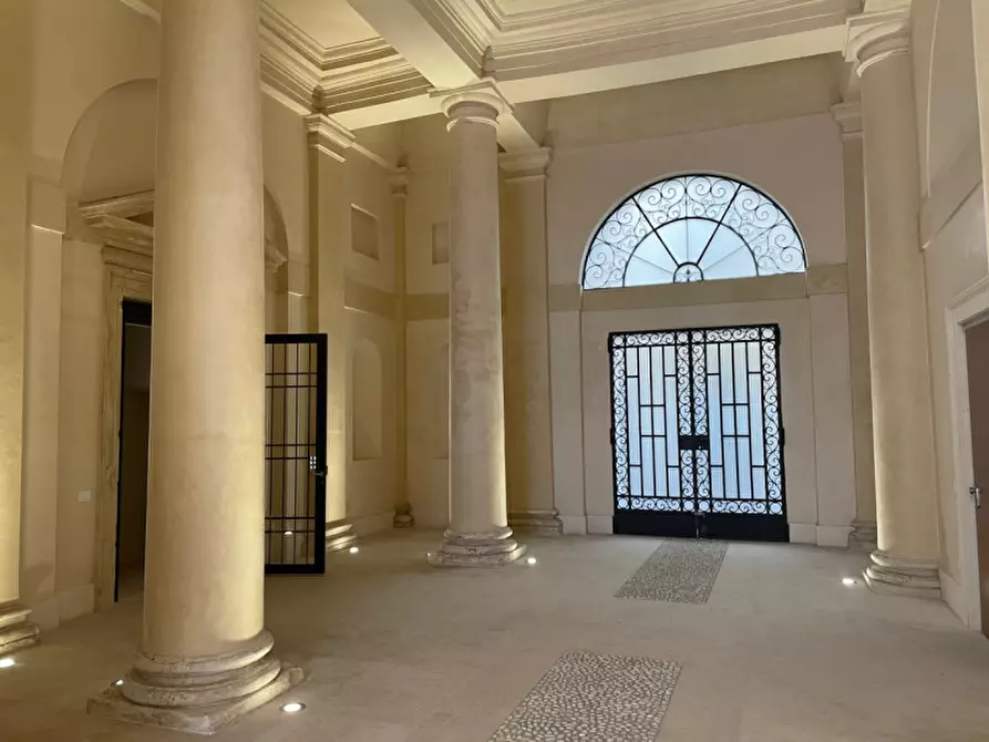 Immagine 21 di Appartamento in vendita  in via Cantarane a Vicenza