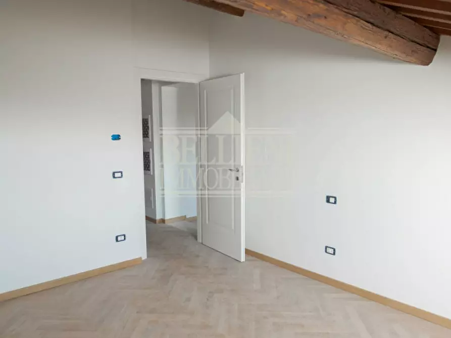 Immagine 22 di Attico in vendita  in Contra' del Quartiere a Vicenza