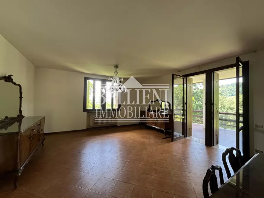 Immagine 2 di Villa in vendita  in Via Riva a Creazzo