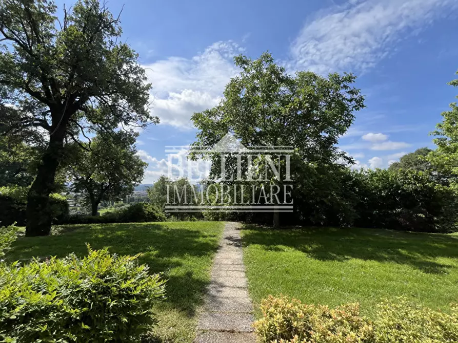 Immagine 5 di Villa in vendita  in Via Riva a Creazzo