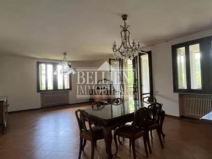 Immagine 9 di Villa in vendita  in Via Riva a Creazzo