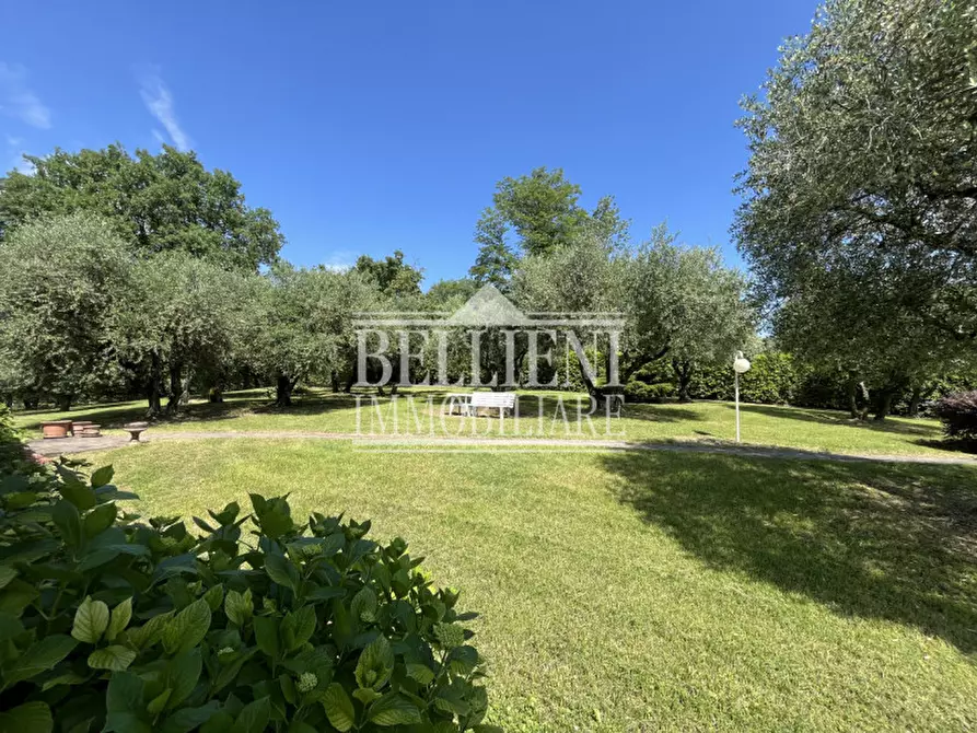 Immagine 10 di Villa in vendita  in Via Riva a Creazzo