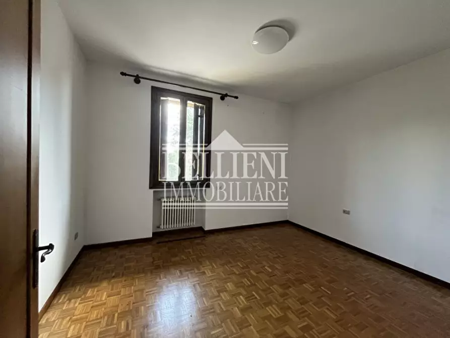 Immagine 11 di Villa in vendita  in Via Riva a Creazzo