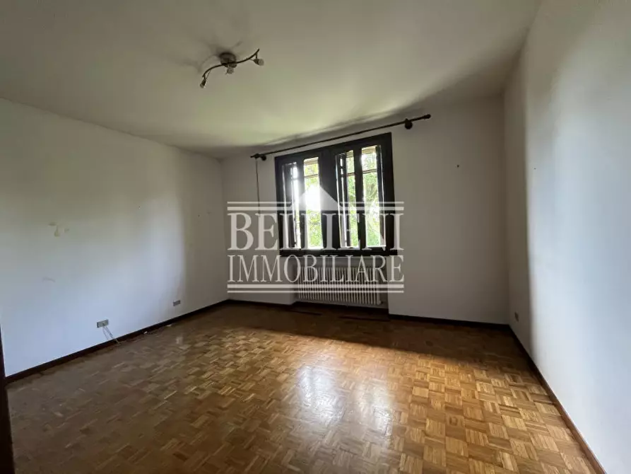 Immagine 14 di Villa in vendita  in Via Riva a Creazzo