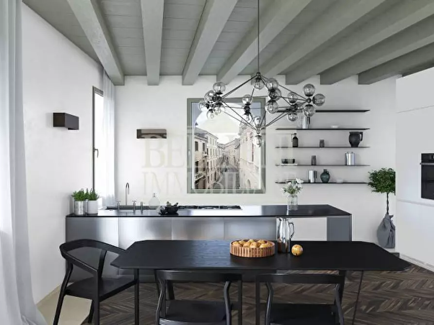 Immagine 3 di Appartamento in vendita  in Piazzetta Santo Stefano a Vicenza