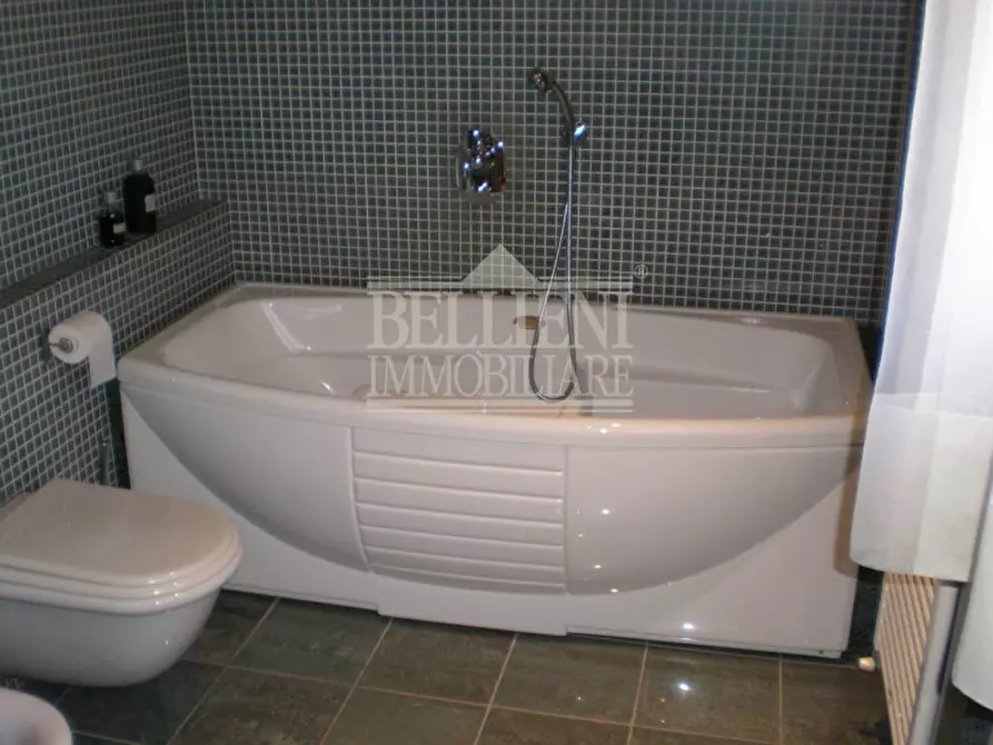 Immagine 12 di Villa in vendita  in Via Luino a Vicenza