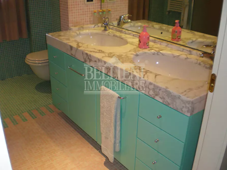 Immagine 16 di Villa in vendita  in Via Luino a Vicenza