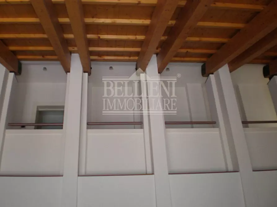 Immagine 18 di Villa in vendita  in Via Luino a Vicenza