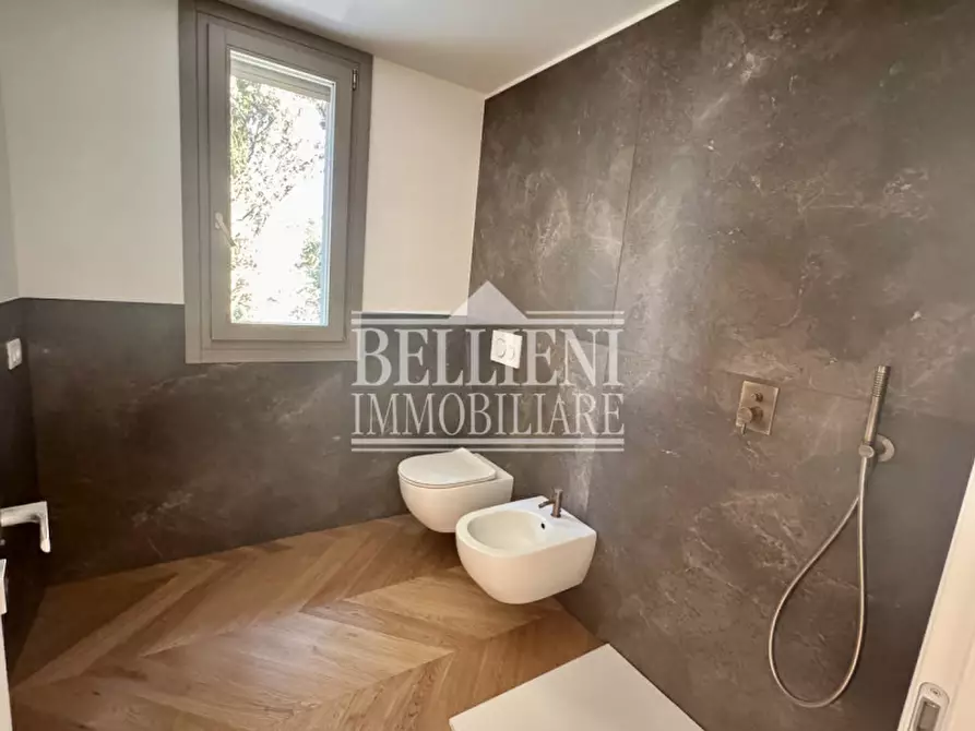 Immagine 15 di Appartamento in vendita  in Contrà Montello a Vicenza