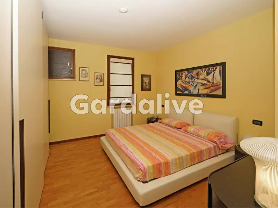 Immagine 11 di Appartamento in vendita  a Toscolano-Maderno