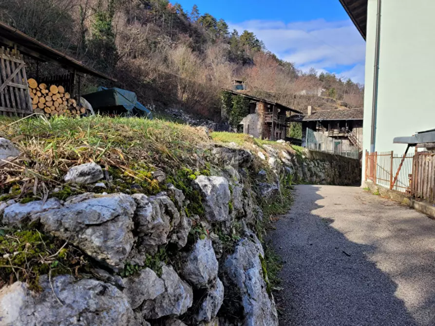 Immagine 7 di Rustico / casale in vendita  in Via Muradei 18 a Cavedine