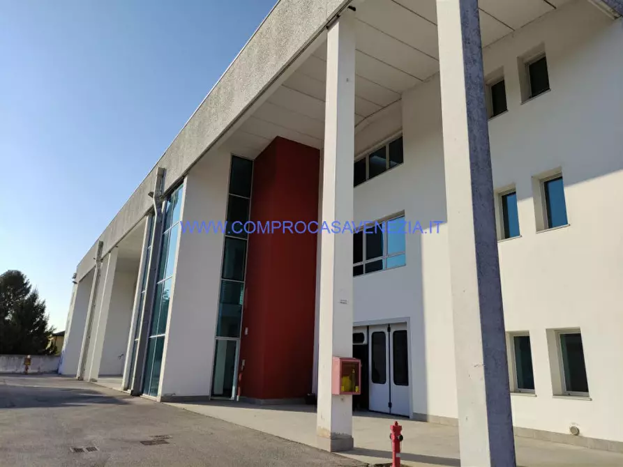 Immagine 2 di Ufficio in affitto  in Via Antonio Meucci a Mogliano Veneto