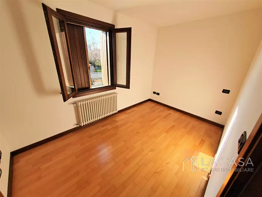 Immagine 11 di Villetta a schiera in vendita  in viale di mezzo, 10 a San Vito Al Tagliamento