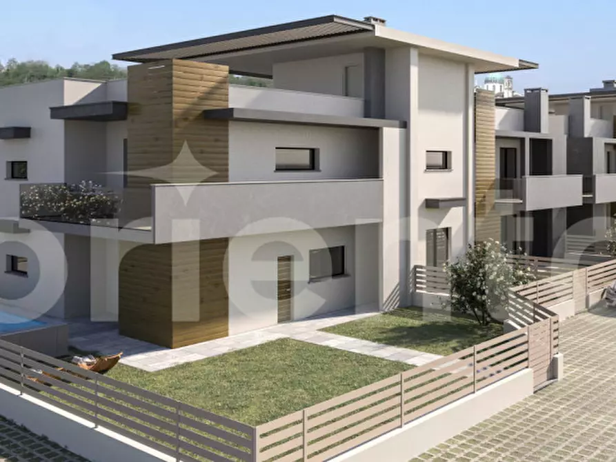 Immagine 1 di Appartamento in vendita  in via Generali F.lli Lechi a Montichiari