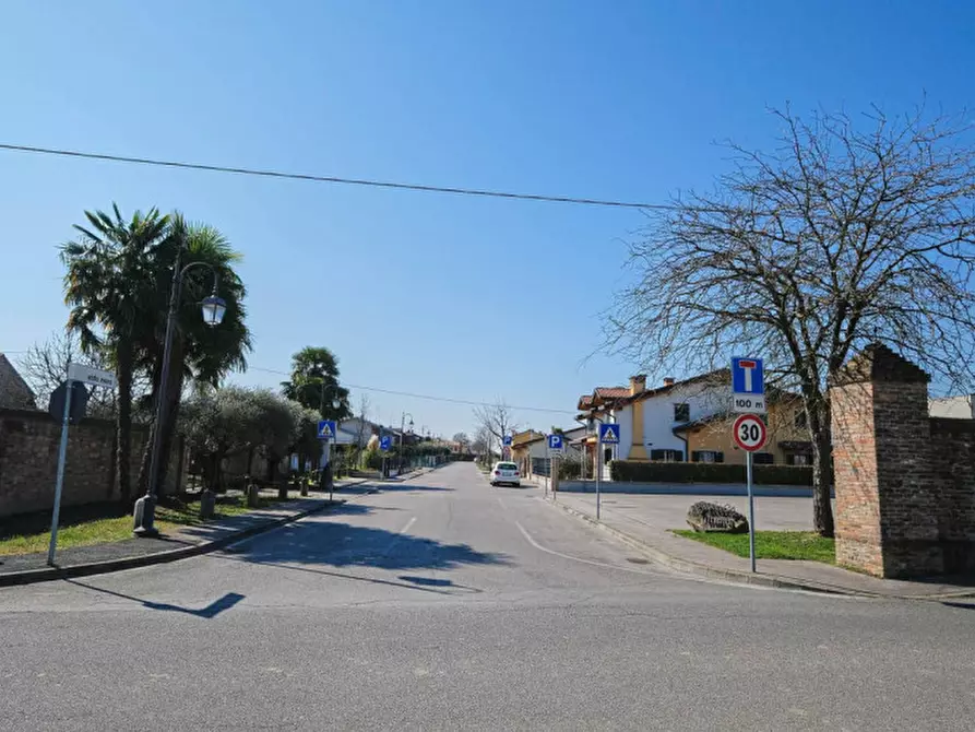 Immagine 22 di Terreno in vendita  a Pernumia