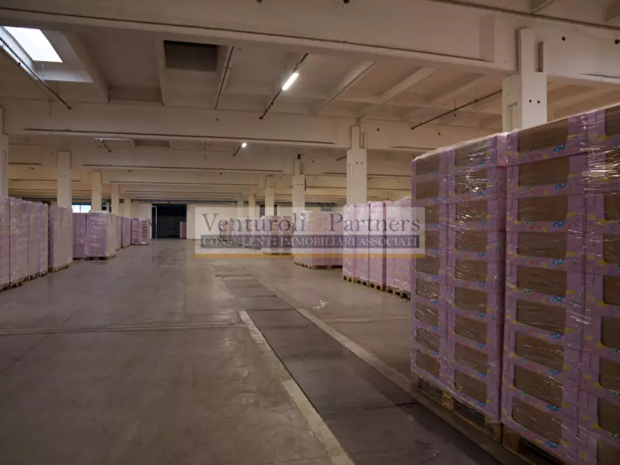 Immagine 5 di Capannone industriale in affitto  in via brescia a Calcinato