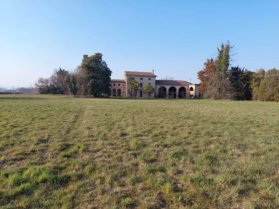 Immagine 12 di Rustico / casale in vendita  in Viale Ferrarin a Vicenza