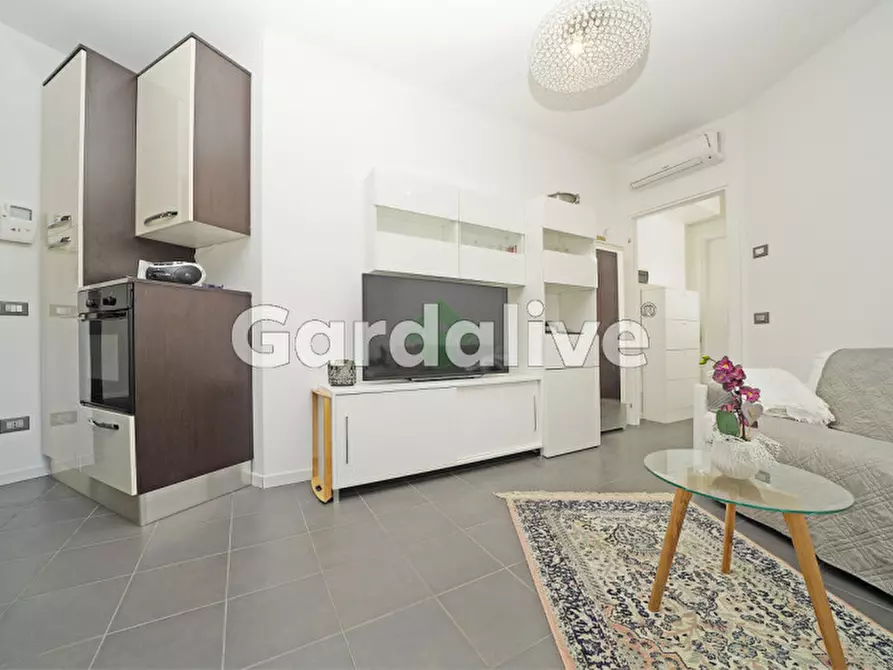 Immagine 8 di Appartamento in vendita  a Toscolano-Maderno