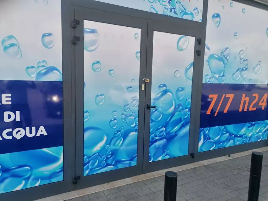 Immagine 7 di Negozio in affitto  in VIA passo gaia 30 a Rovato