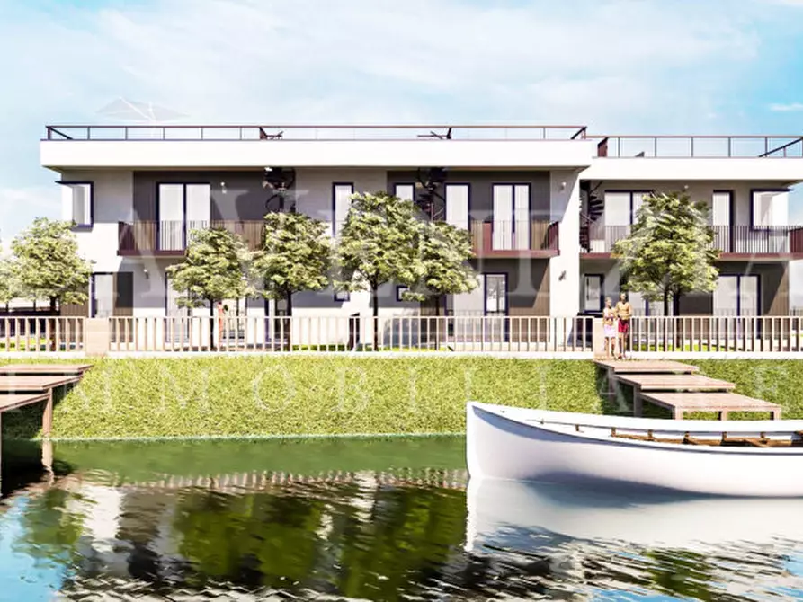 Immagine 7 di Villetta a schiera in vendita  a Venezia