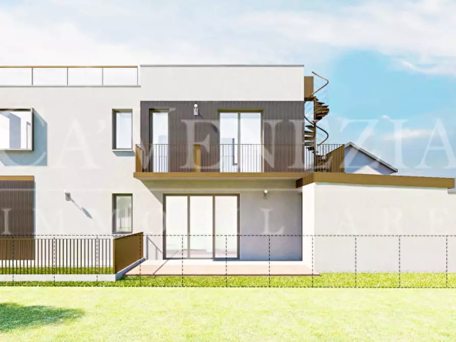 Immagine 11 di Villetta a schiera in vendita  a Venezia