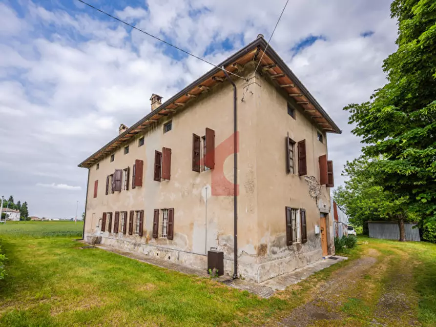 Immagine 3 di Rustico / casale in vendita  in Frazione Toccalmato 9 a Fontanellato