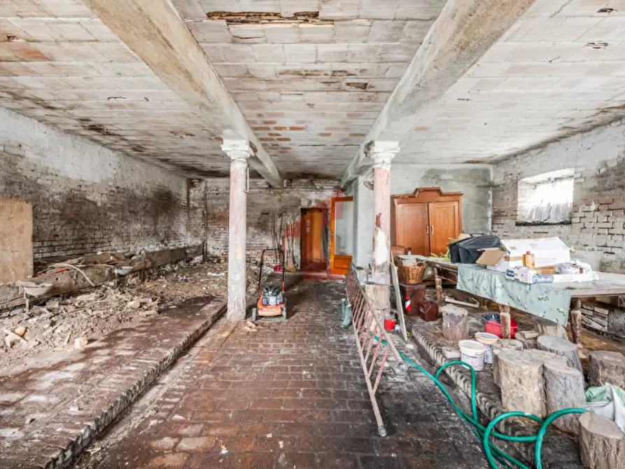 Immagine 22 di Rustico / casale in vendita  in Frazione Toccalmato 9 a Fontanellato