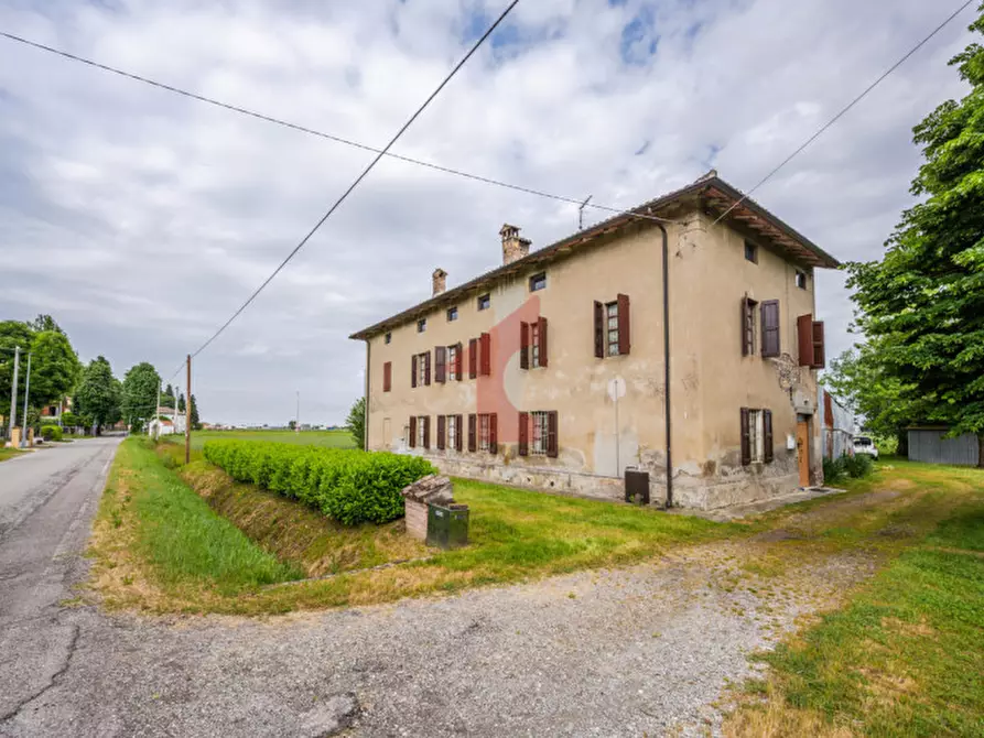 Immagine 43 di Rustico / casale in vendita  in Frazione Toccalmato 9 a Fontanellato