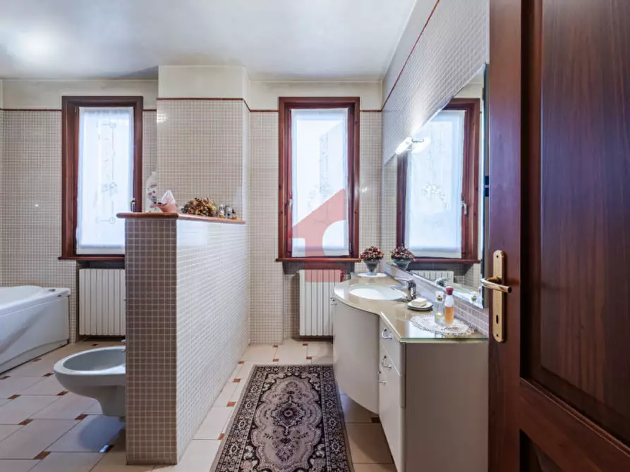 Immagine 41 di Appartamento in vendita  in Via V. Vaccari 18 a Fontanellato