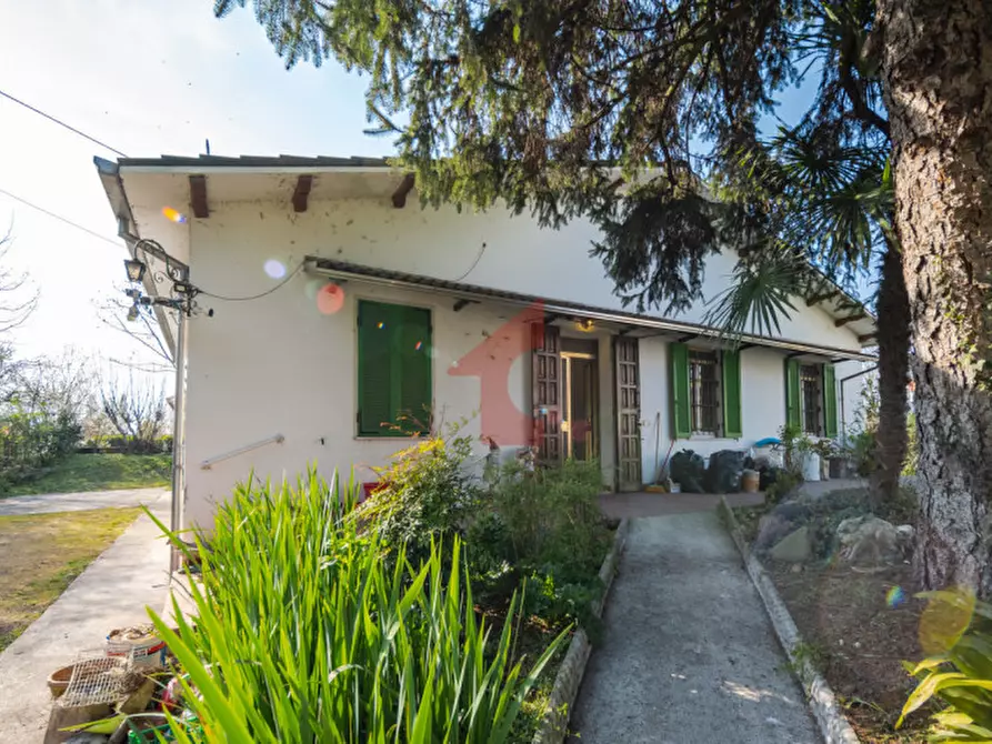 Immagine 2 di Villa in vendita  in Strada ghiara sabbioni a Fontanellato