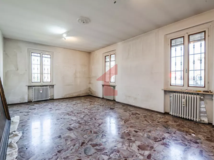 Immagine 5 di Villa in vendita  in Strada ghiara sabbioni a Fontanellato