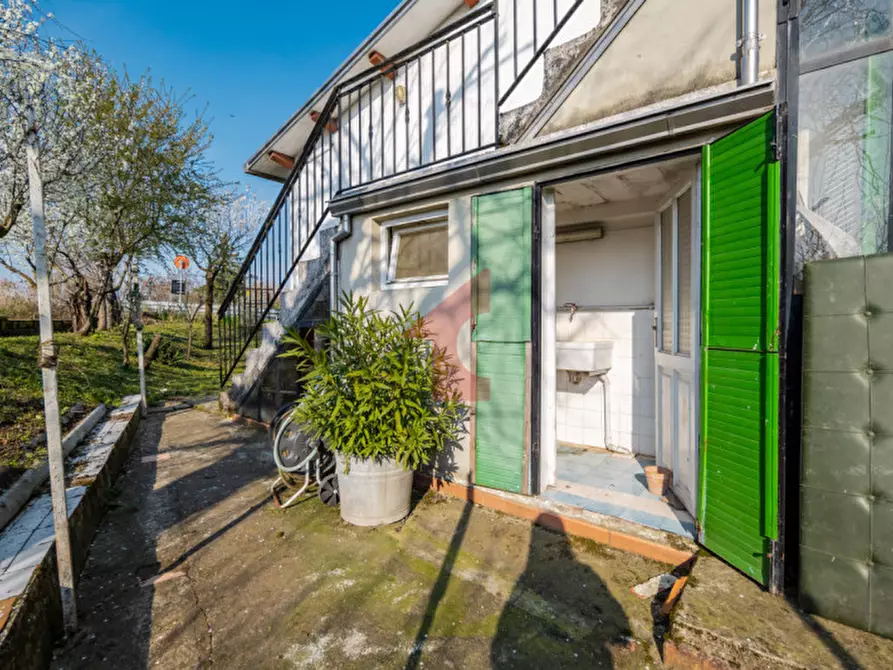 Immagine 41 di Villa in vendita  in Strada ghiara sabbioni a Fontanellato