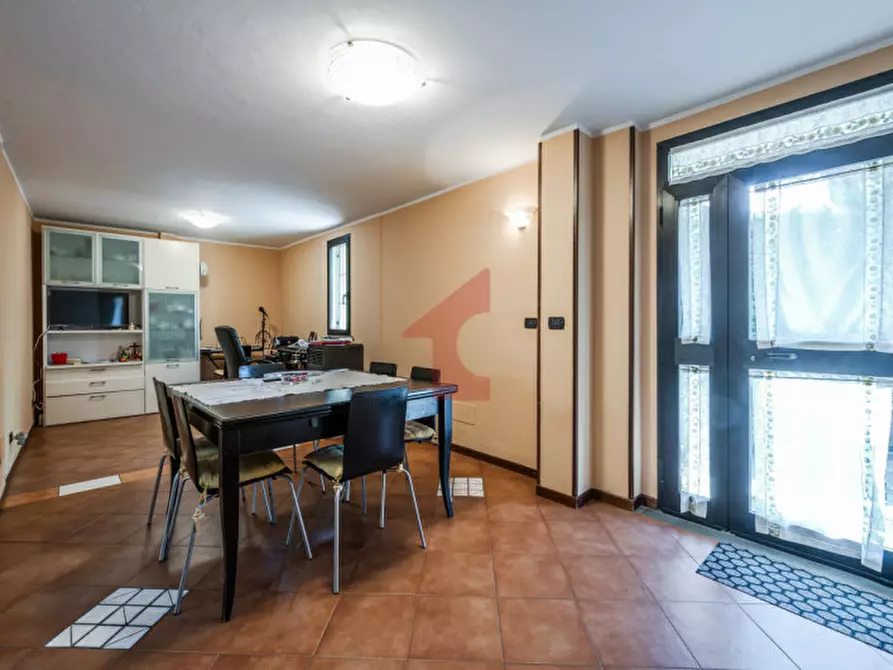 Immagine 7 di Casa bifamiliare in vendita  in Via Brigate Garibaldi 10 a Fontevivo