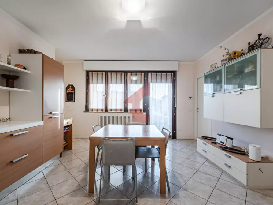 Immagine 2 di Appartamento in vendita  in Via Salvo D'Acquisto a Fontevivo