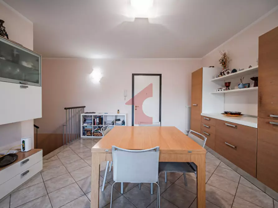 Immagine 4 di Appartamento in vendita  in Via Salvo D'Acquisto a Fontevivo