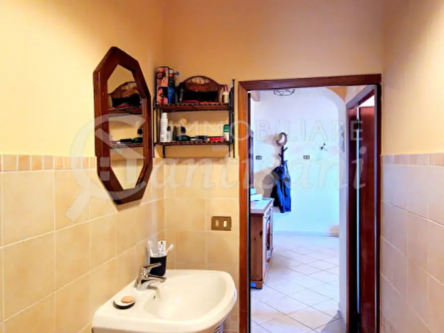 Immagine 6 di Appartamento in vendita  in via Monte Speculo a San Gimignano