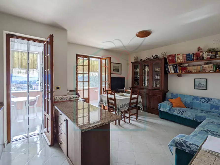 Immagine 3 di Casa indipendente in vendita  in Via Ghigliolo Basso a Sarzana