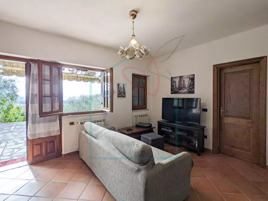 Immagine 9 di Casa indipendente in vendita  in Via Ghigliolo Basso a Sarzana