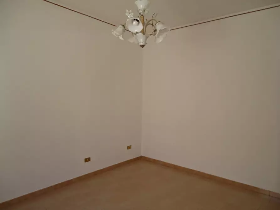 Immagine 8 di Appartamento in vendita  in Via Toti a Matino