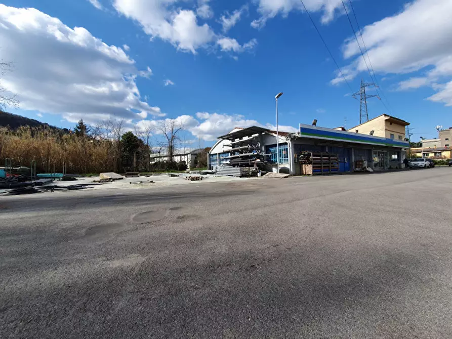 Immagine 1 di Capannone industriale in affitto  in VIA BENEDETTO FORTINI a Firenze