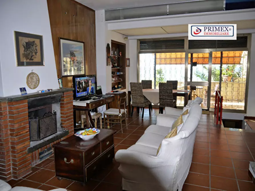 Immagine 11 di Villa in vendita  in VIA LIPSIA a Pomezia