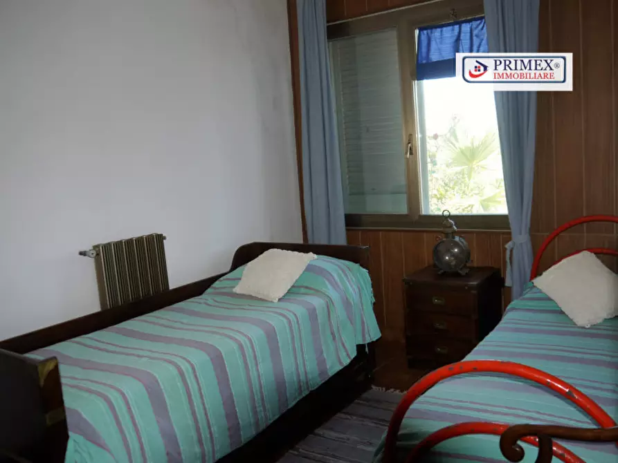 Immagine 21 di Villa in vendita  in VIA LIPSIA a Pomezia