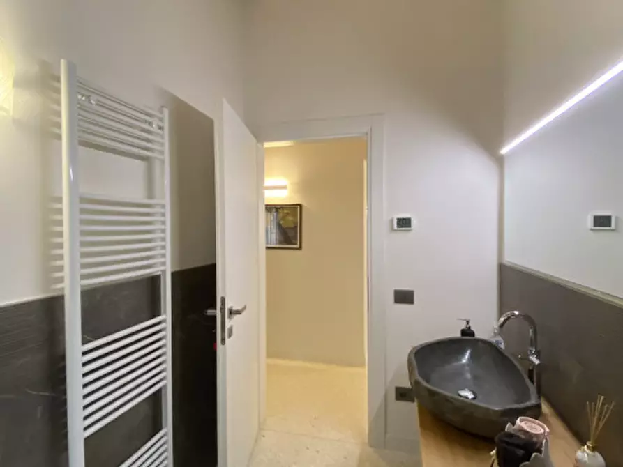 Immagine 17 di Villa in vendita  a Lonigo