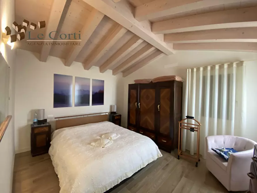 Immagine 23 di Villa in vendita  a Lonigo