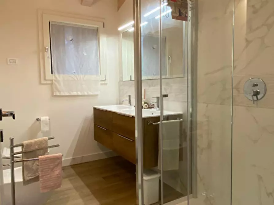 Immagine 25 di Villa in vendita  a Lonigo