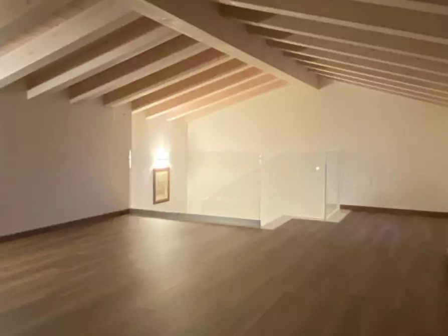 Immagine 28 di Villa in vendita  a Lonigo