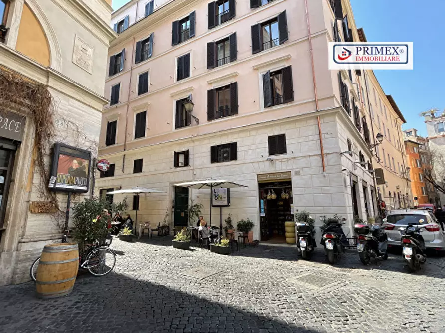 Immagine 9 di Appartamento in affitto  in Via di Parione a Roma