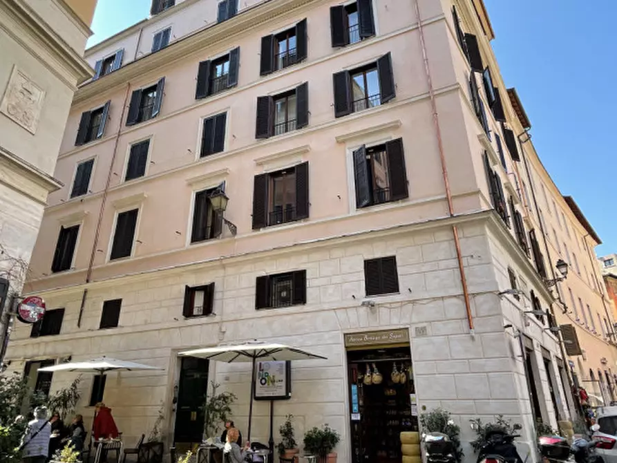 Immagine 22 di Appartamento in affitto  in Via di Parione a Roma